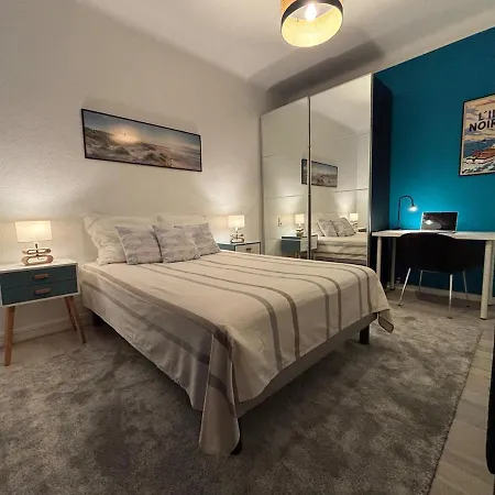 Escale - Grand T3 Calme - Terrasse - Parking アパート